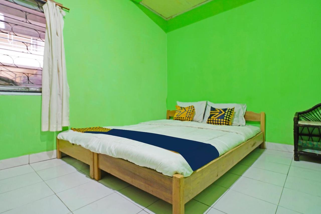 Spot On 91543 Denki 11 Syariah Hotel Bandung