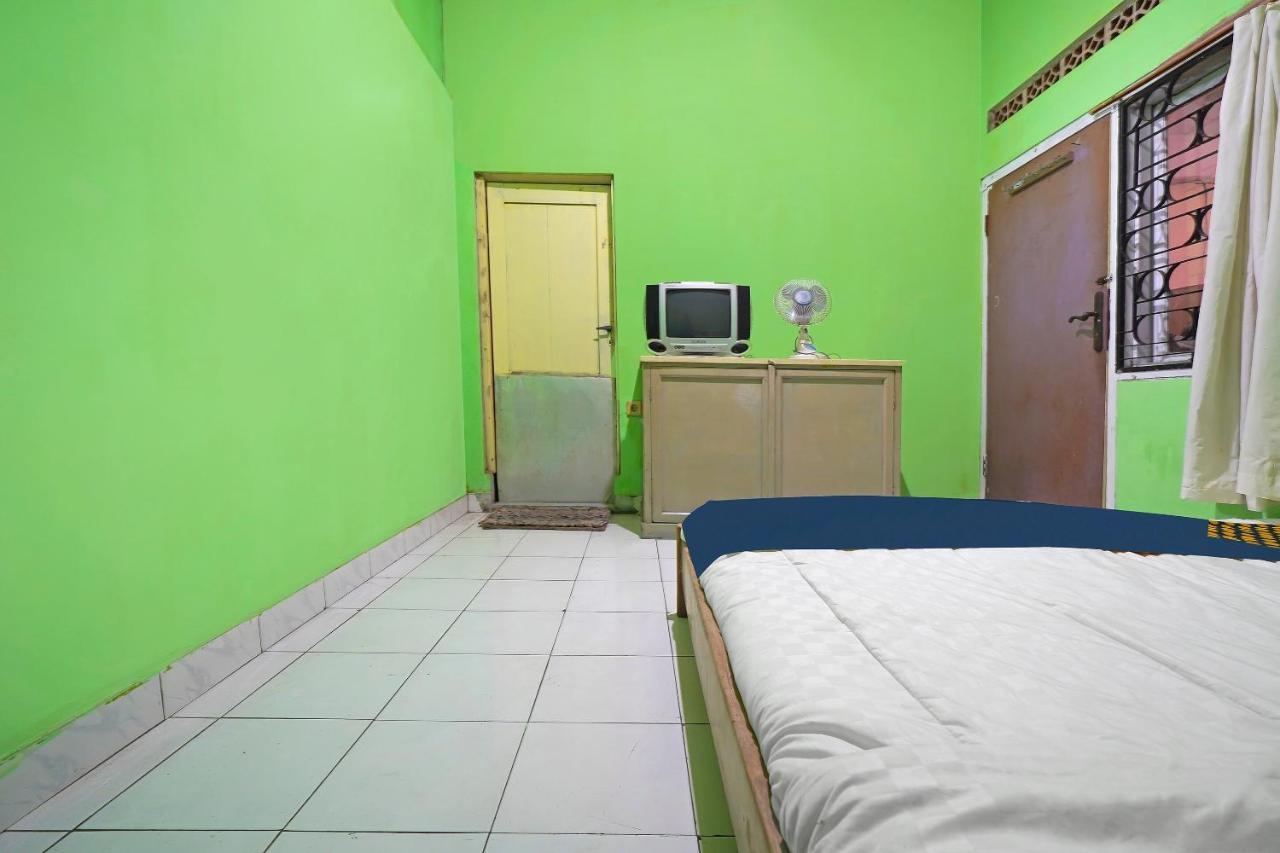 Hotel Spot On 91543 Denki 11 Syariah 2*