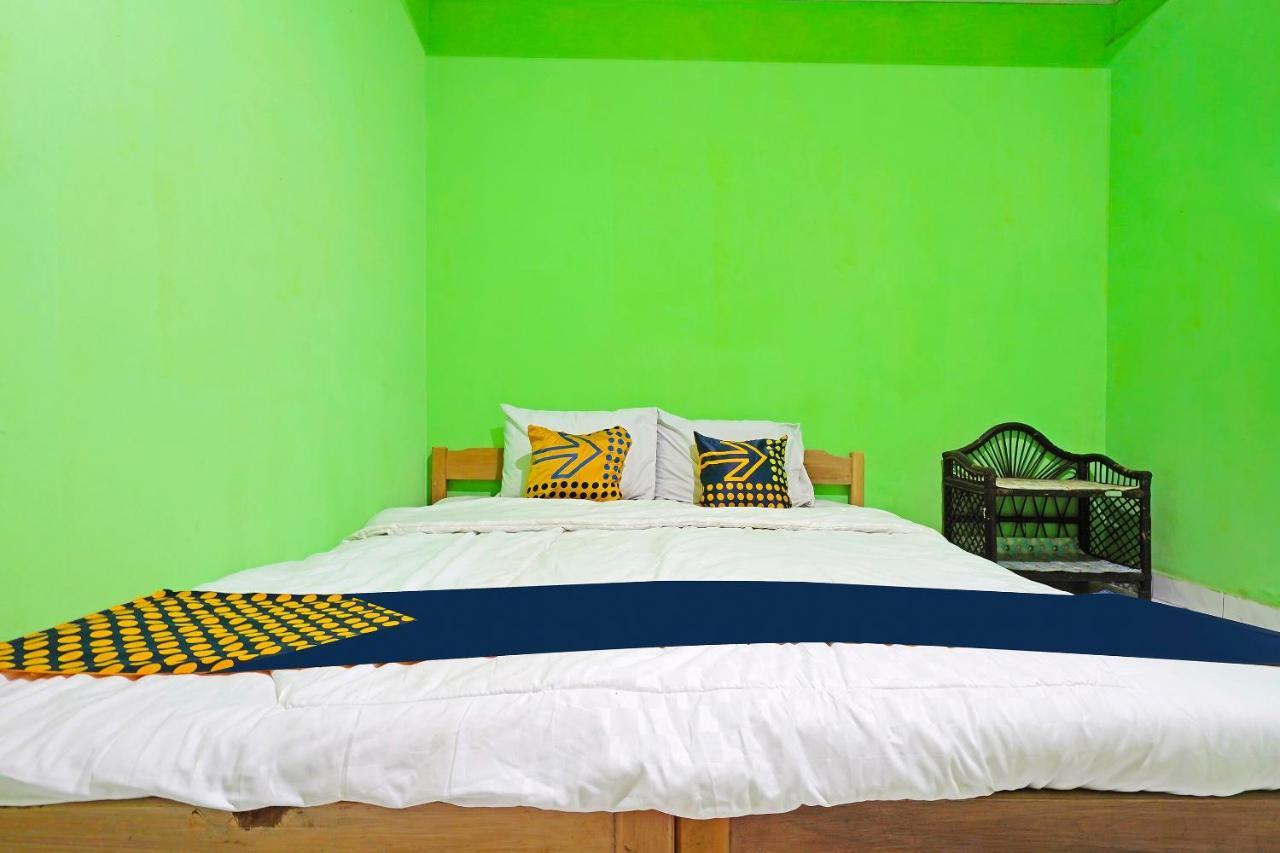 Hotel Spot On 91543 Denki 11 Syariah Bandung